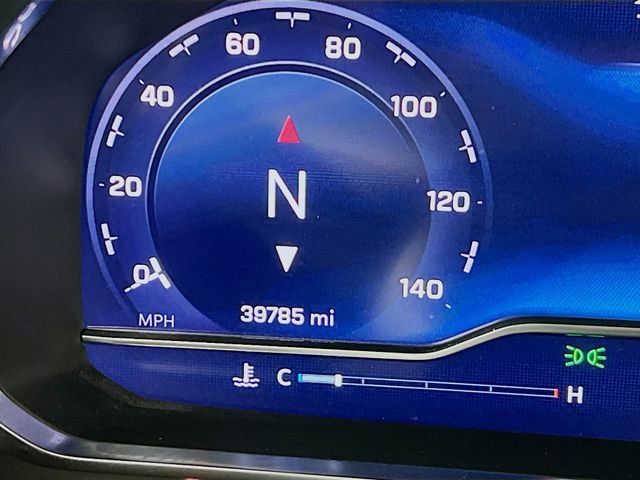 Used 2024 Chevrolet Suburban RST w/ Luxury Package image 15