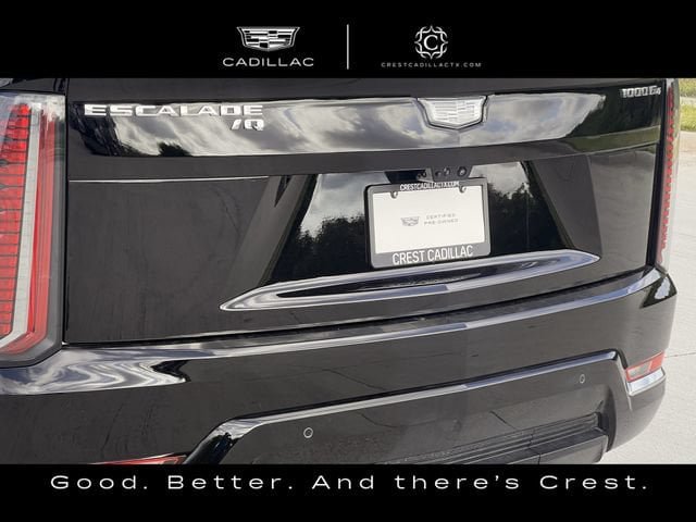 Certified 2025 Cadillac Escalade IQ Luxury 2 w/ LPO, Premium Carpet Package AWD/4WD image 9