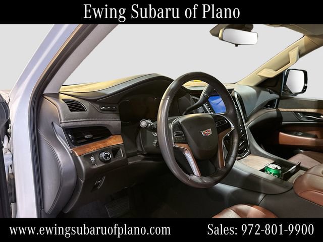 Used 2020 Cadillac Escalade Premium Luxury RWD image 9