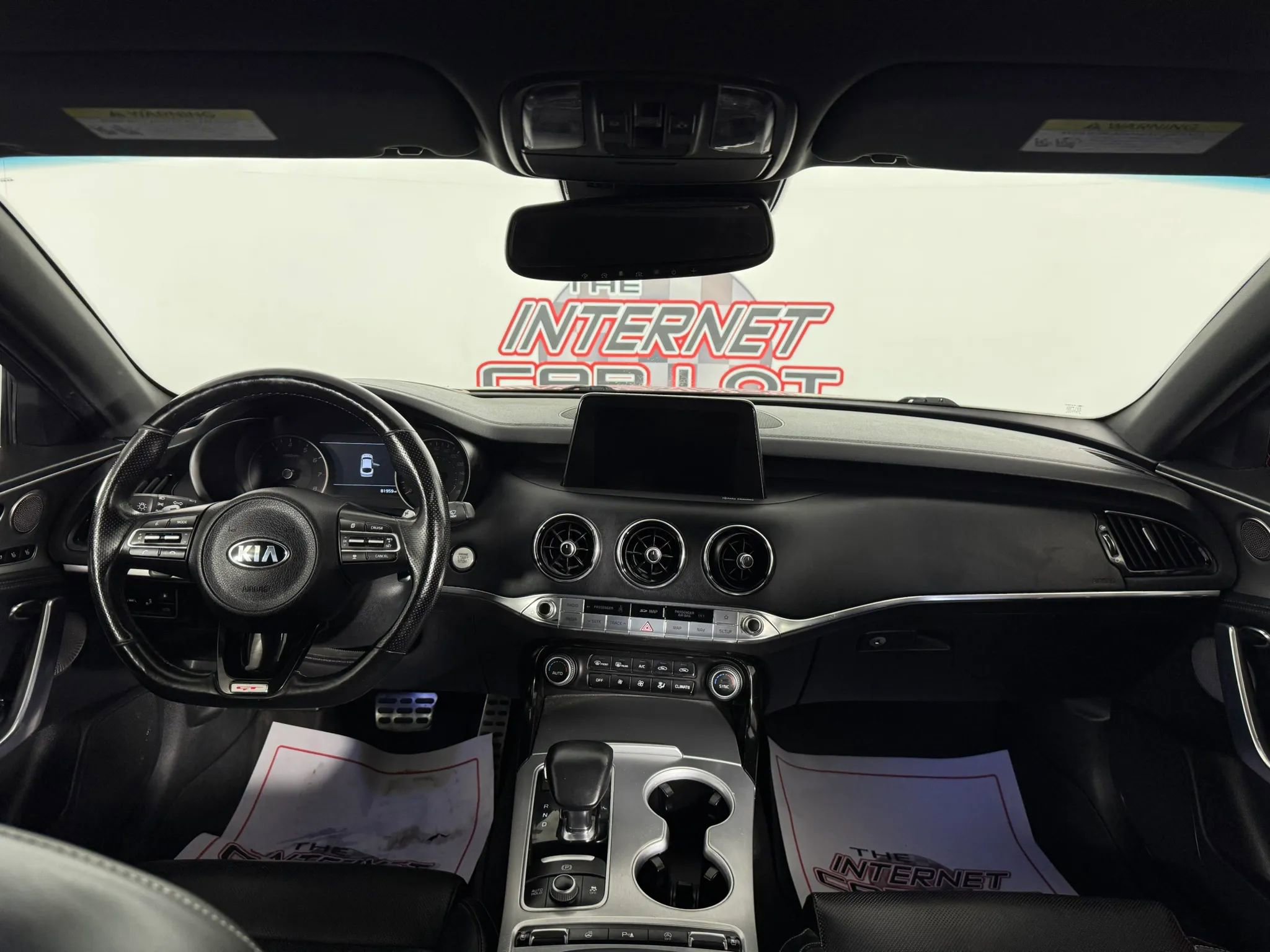 Used 2018 Kia Stinger GT2 AWD/4WD image 11