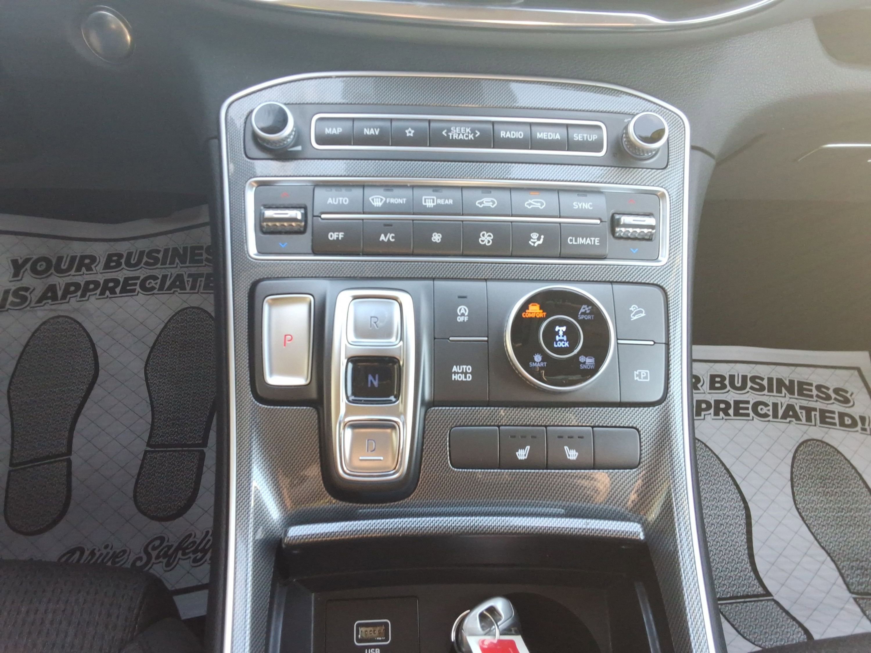 Used 2023 Hyundai Santa Fe SEL image 18