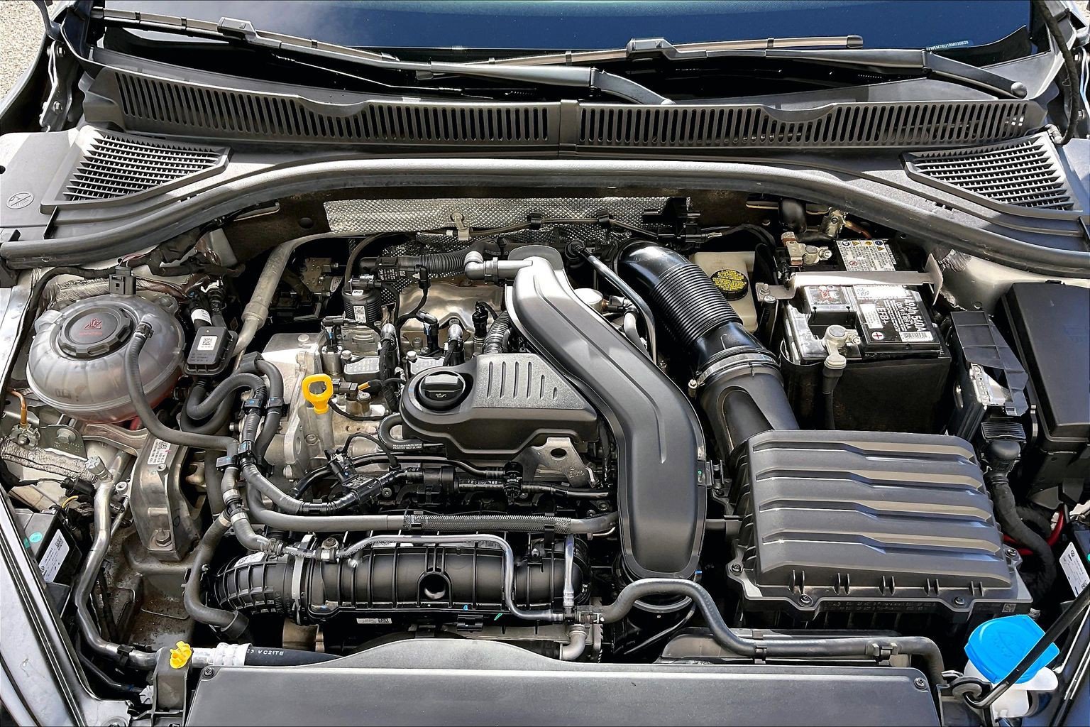 Certified 2024 Volkswagen Jetta SE image 9