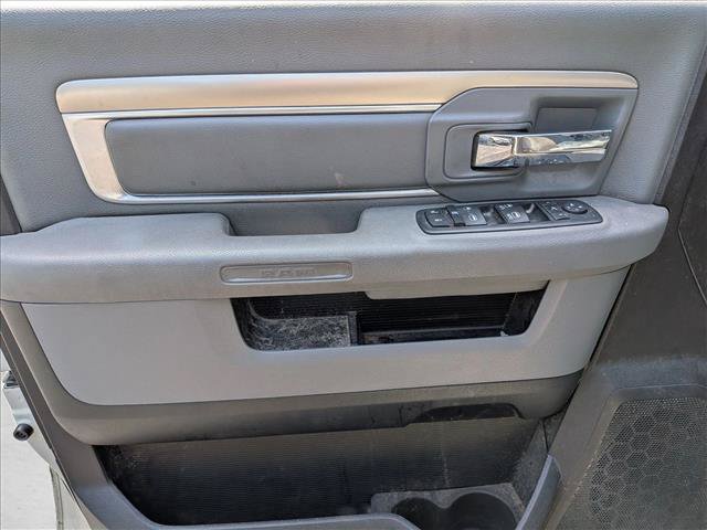 Used 2016 RAM 1500 Lone Star RWD image 10