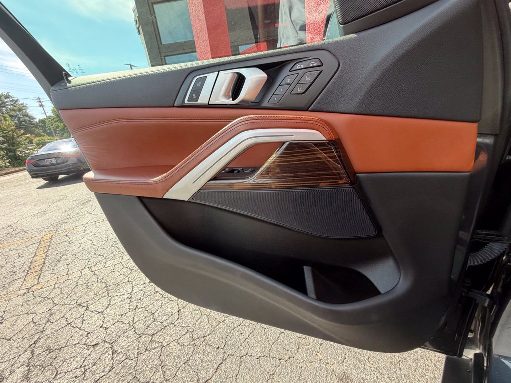 Used 2021 BMW X6 sDrive40i w/ Premium Package 2 RWD image 12