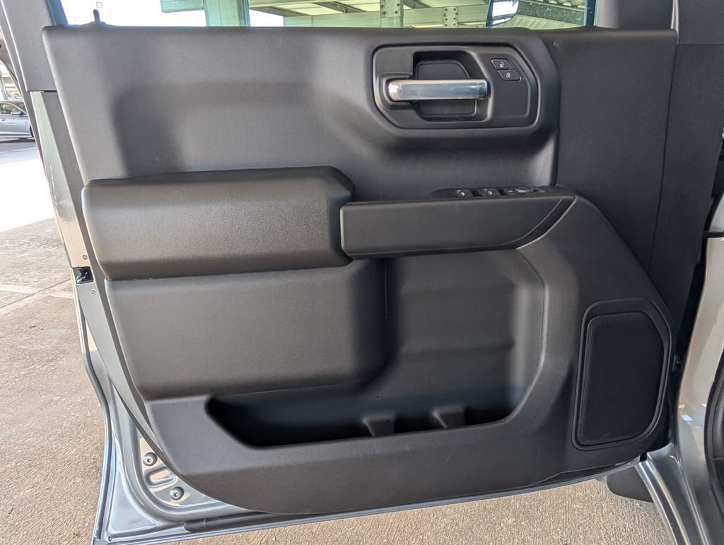 New 2026 Chevrolet Silverado 1500 Custom w/ LPO, Dark Essentials Package RWD image 12