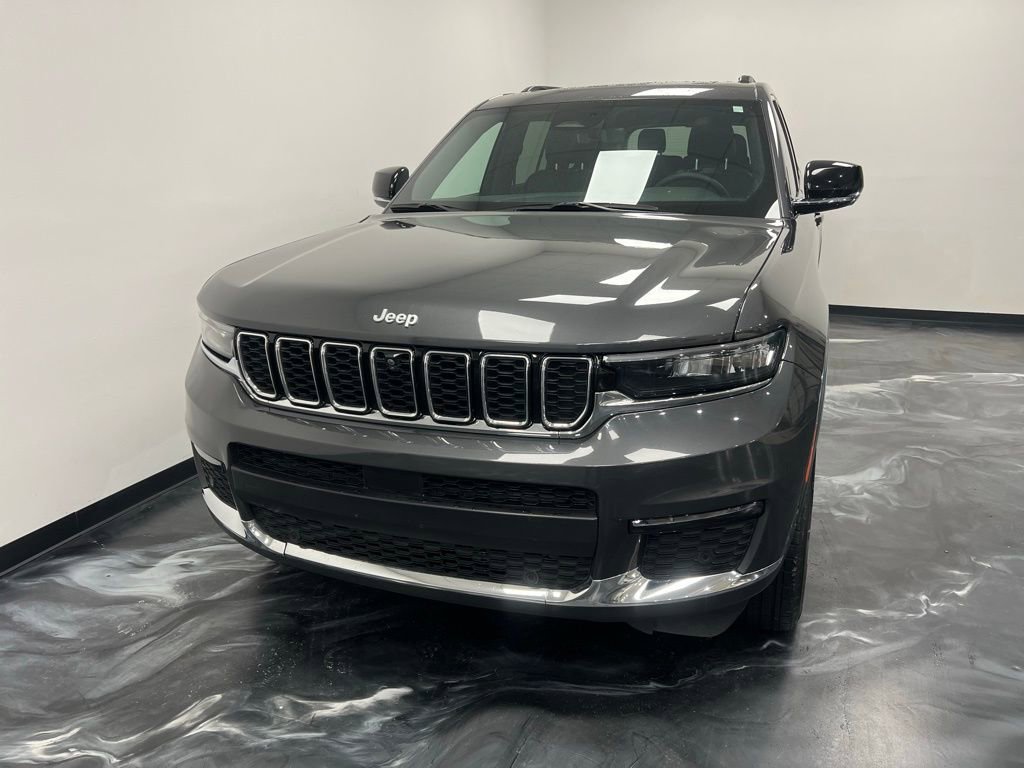 Used 2024 Jeep Grand Cherokee L Limited w/ Luxury Tech Group II AWD/4WD image 3