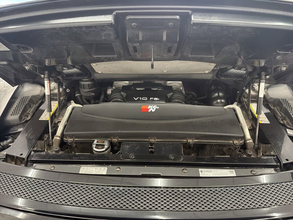 Used 2011 Audi R8 V10 image 24