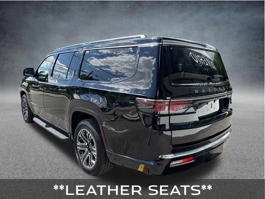 Used 2025 Jeep Wagoneer L Series II AWD/4WD image 3