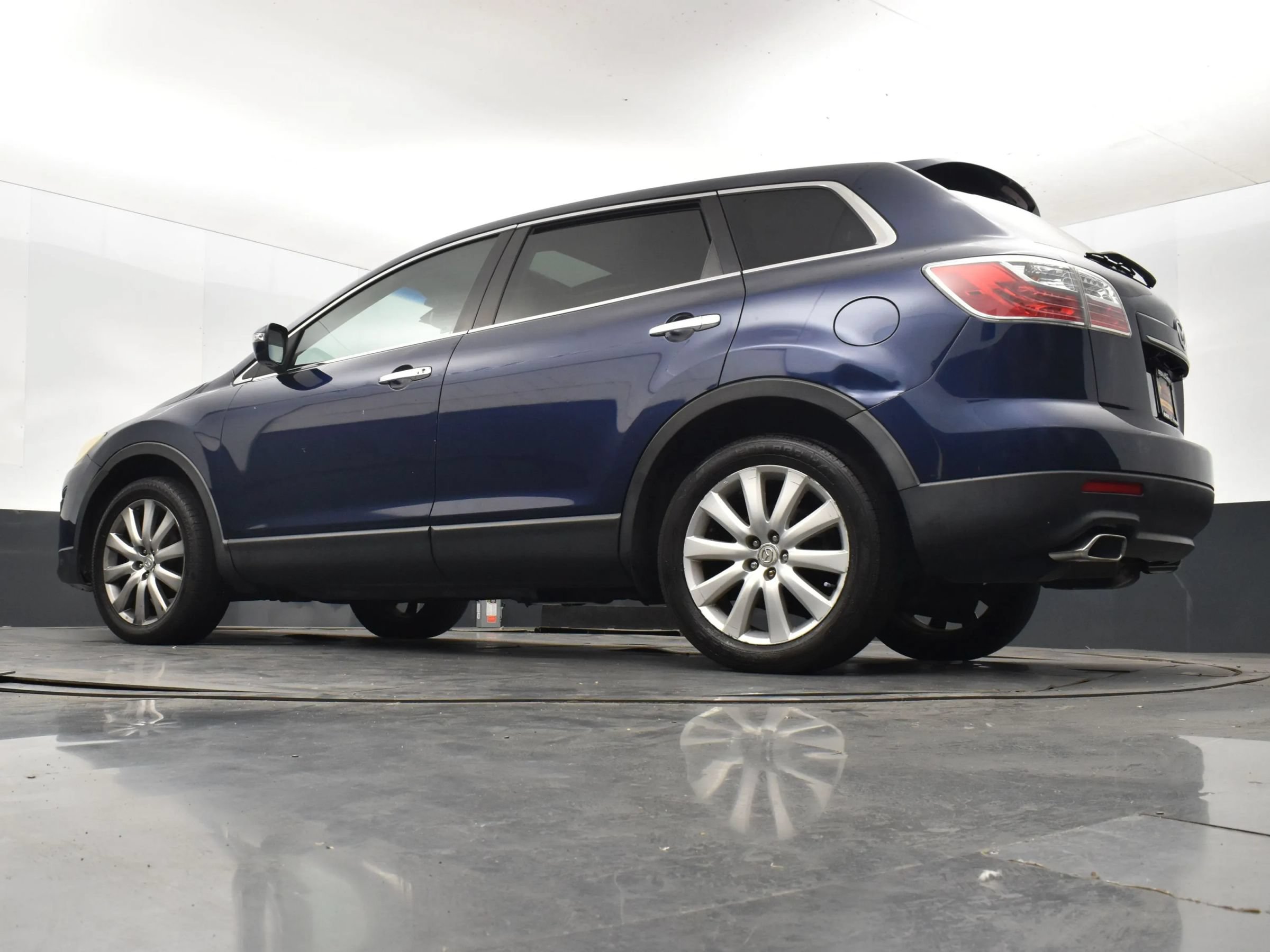 Used 2010 MAZDA CX-9 Grand Touring w/ Moonroof & Bose Audio Pkg AWD/4WD image 12