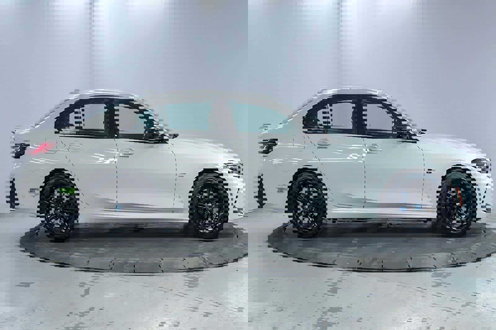 Used 2023 BMW 330e xDrive w/ M Sport Package image 8