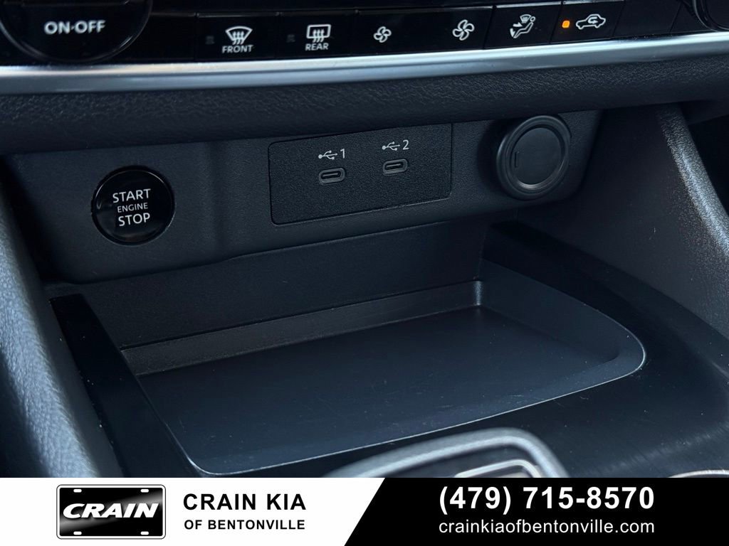 Used 2024 Nissan Rogue SV AWD/4WD image 19