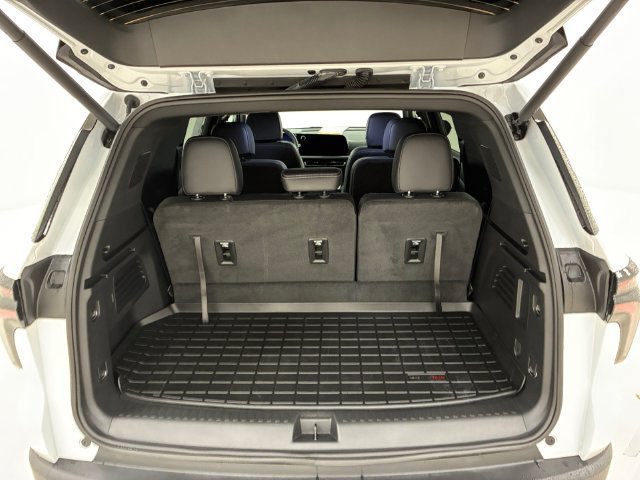 Certified 2026 Chevrolet Traverse LT AWD/4WD image 17