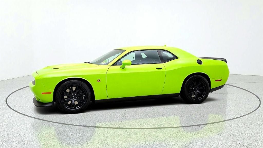 Used 2019 Dodge Challenger R/T Scat Pack w/ Dynamics Package RWD image 8
