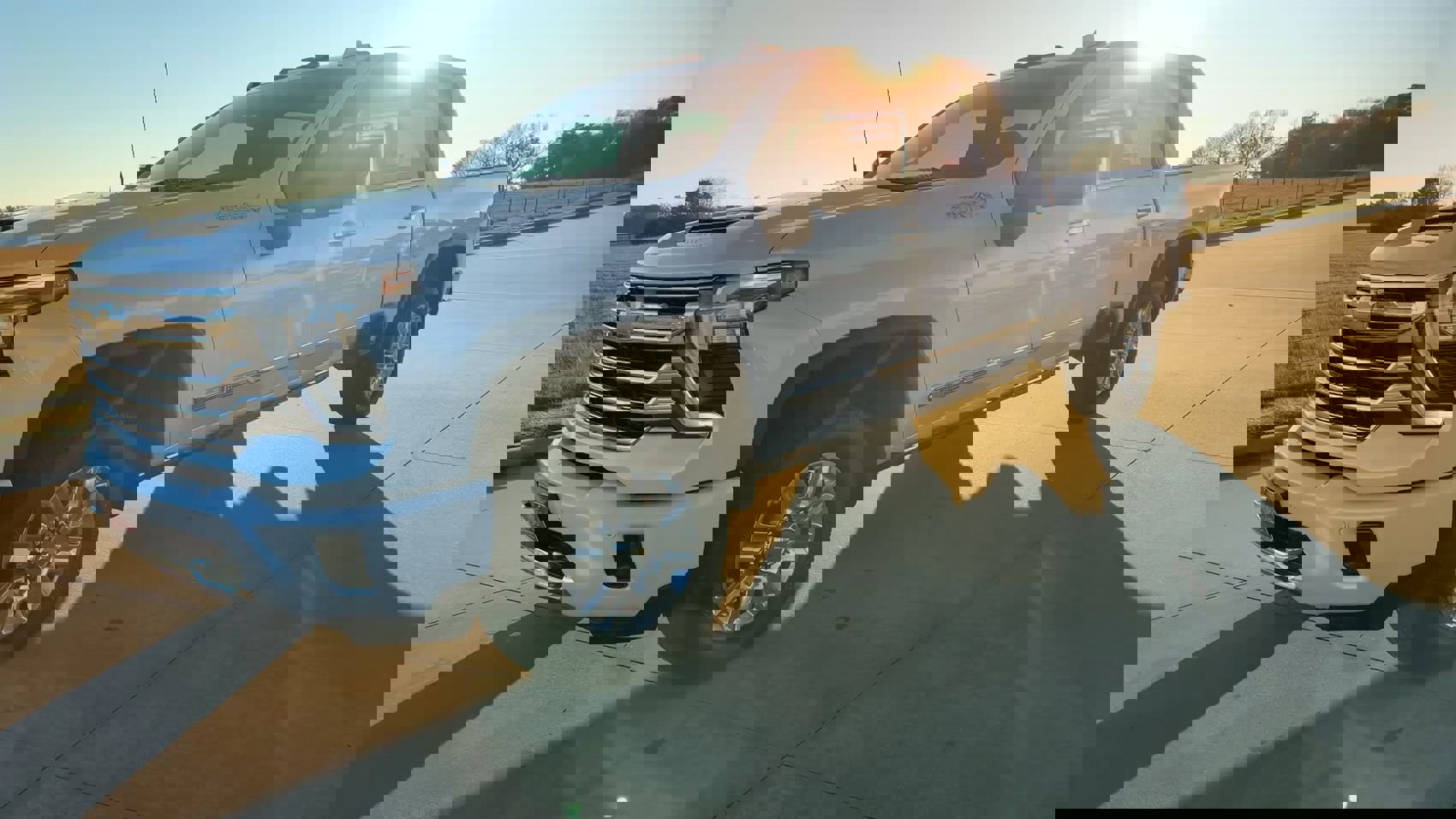 Used 2025 Chevrolet Silverado 2500 High Country w/ Technology Package image 3