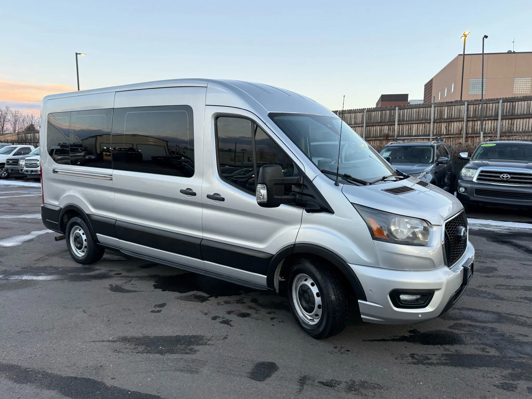 Used 2022 Ford Transit 350 XL image 11