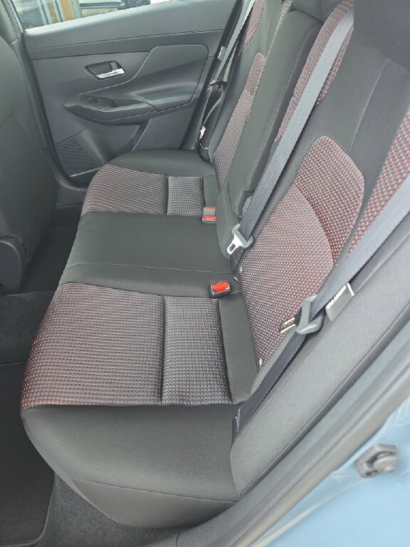 New 2026 Nissan Sentra SR w/ Floor Mat Package FWD image 3