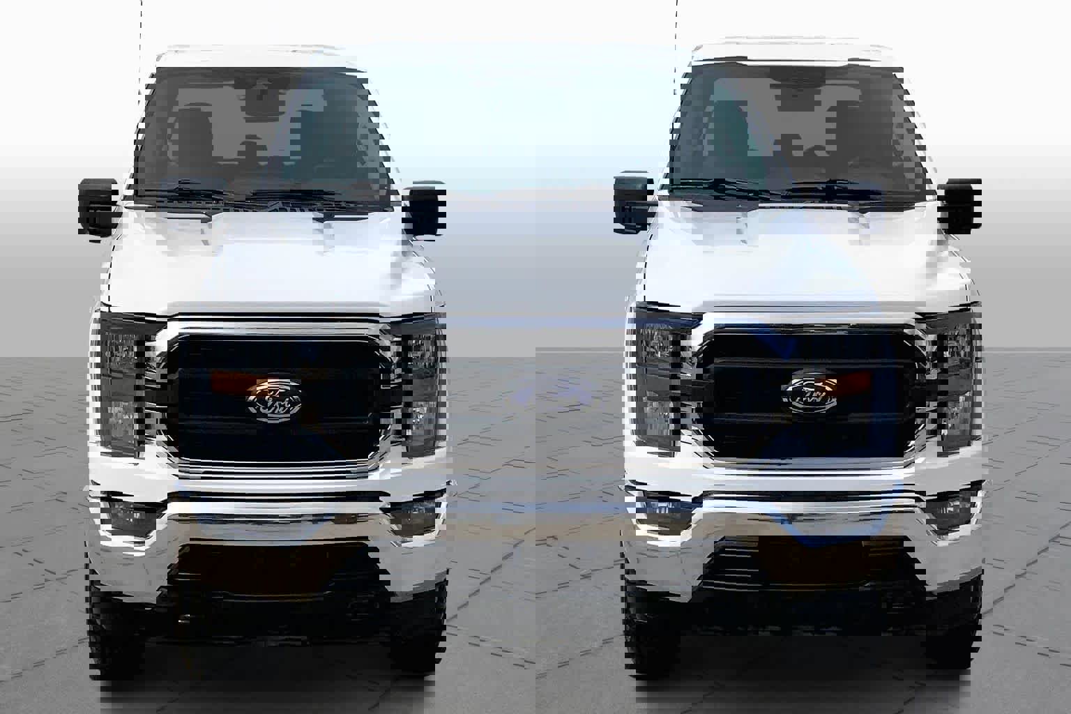 Used 2023 Ford F150 XLT image 4