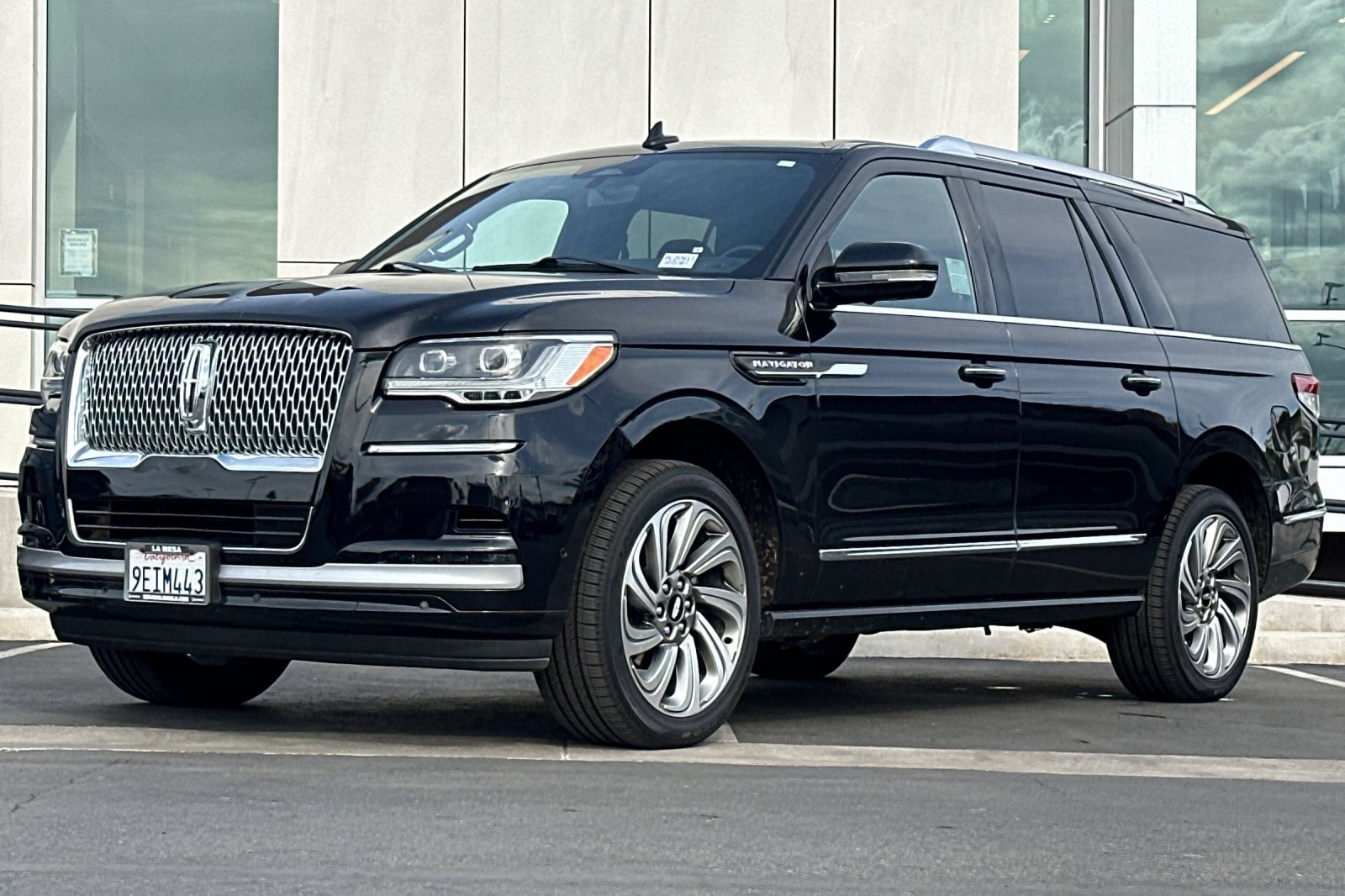 Used 2022 Lincoln Navigator L Reserve image 7