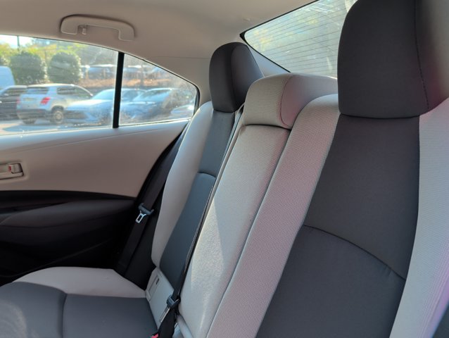 Used 2024 Toyota Corolla LE FWD image 20