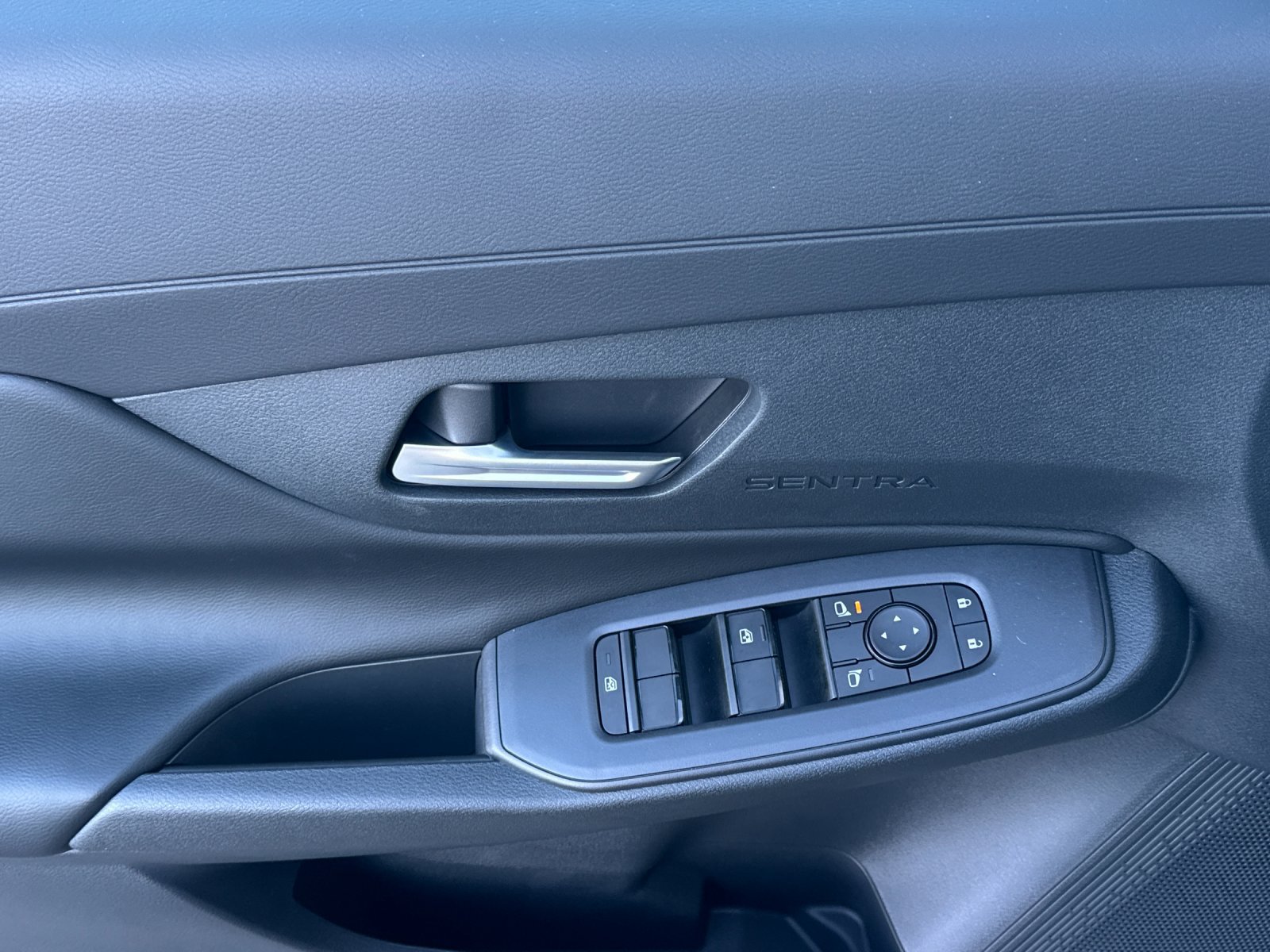 New 2026 Nissan Sentra SV w/ SV Convenience Package FWD image 11