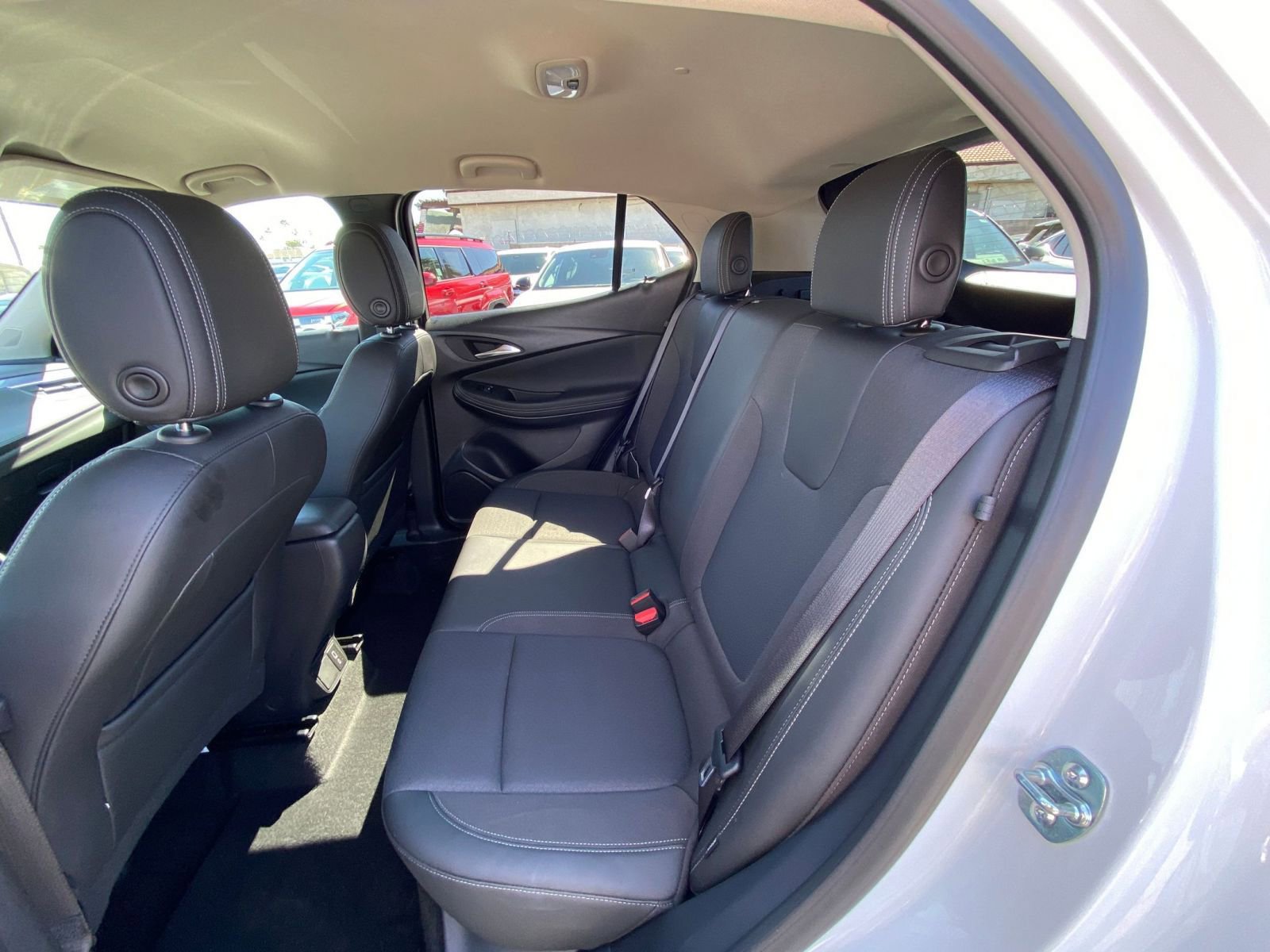 Used 2025 Buick Encore GX Preferred FWD image 36