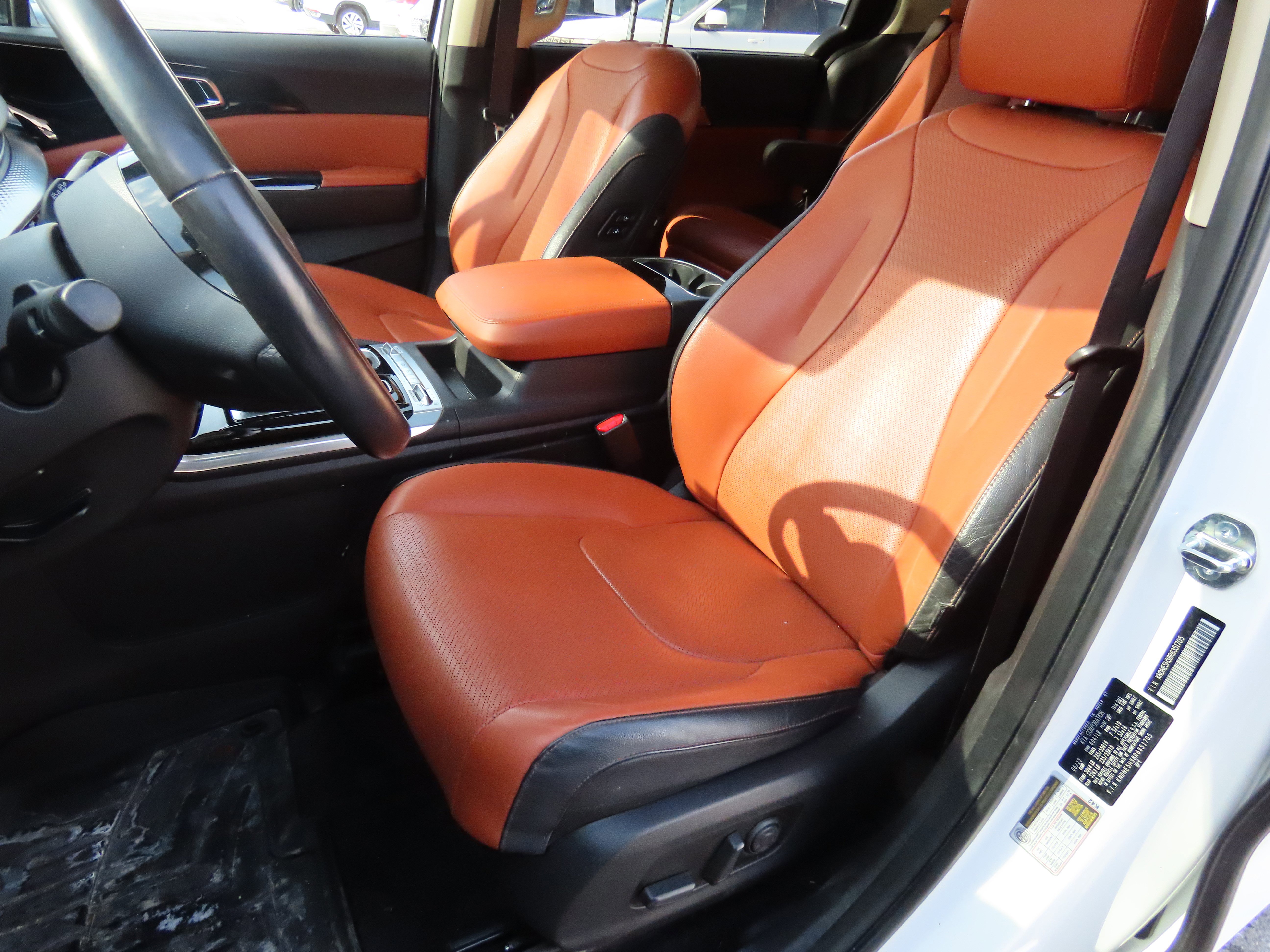 Used 2024 Kia Carnival SX Prestige image 37