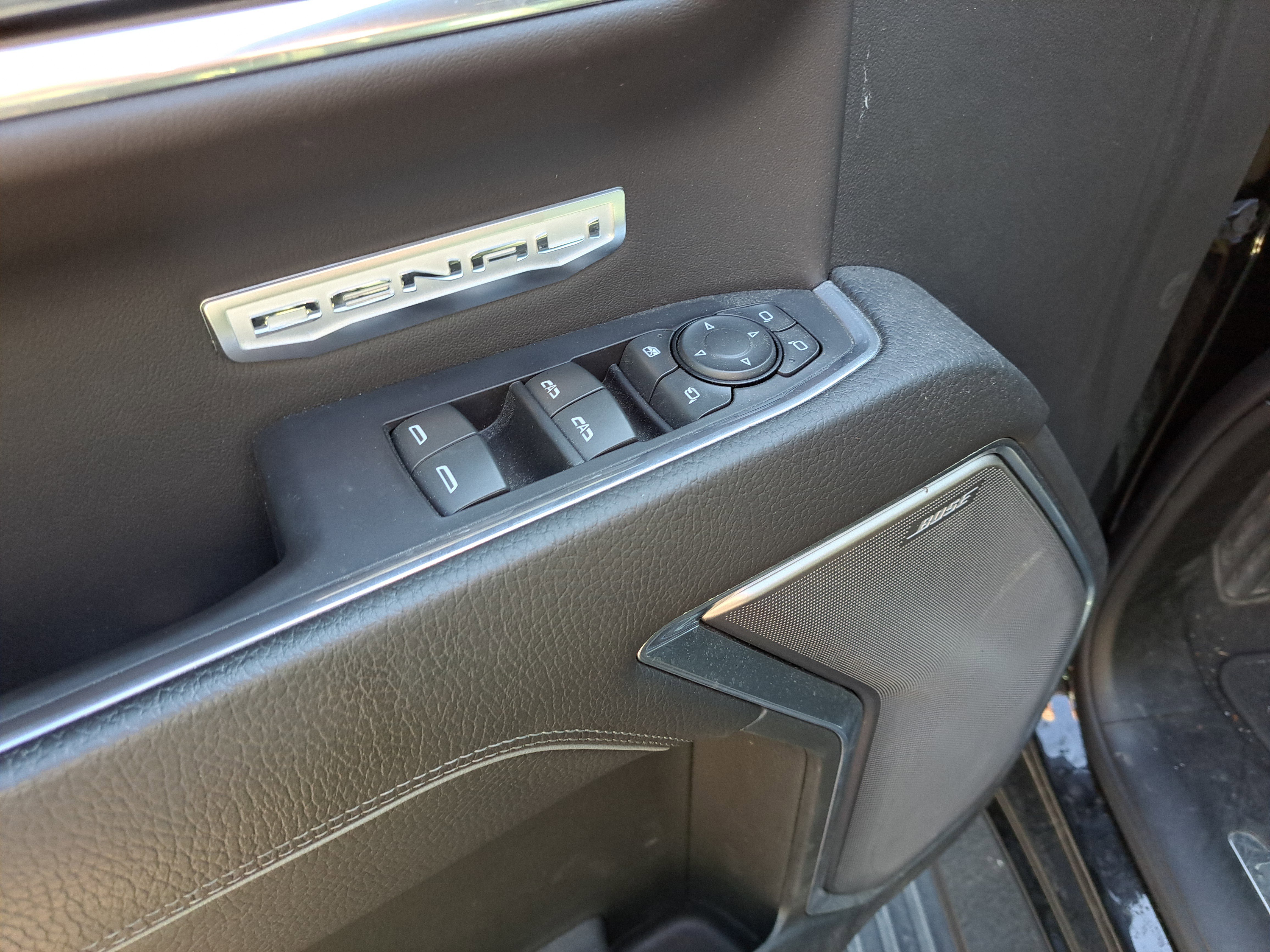 Used 2022 GMC Sierra 1500 Denali image 16