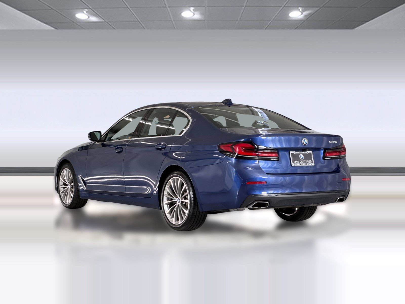 Certified 2023 BMW 530i w/ Convenience Package RWD image 3