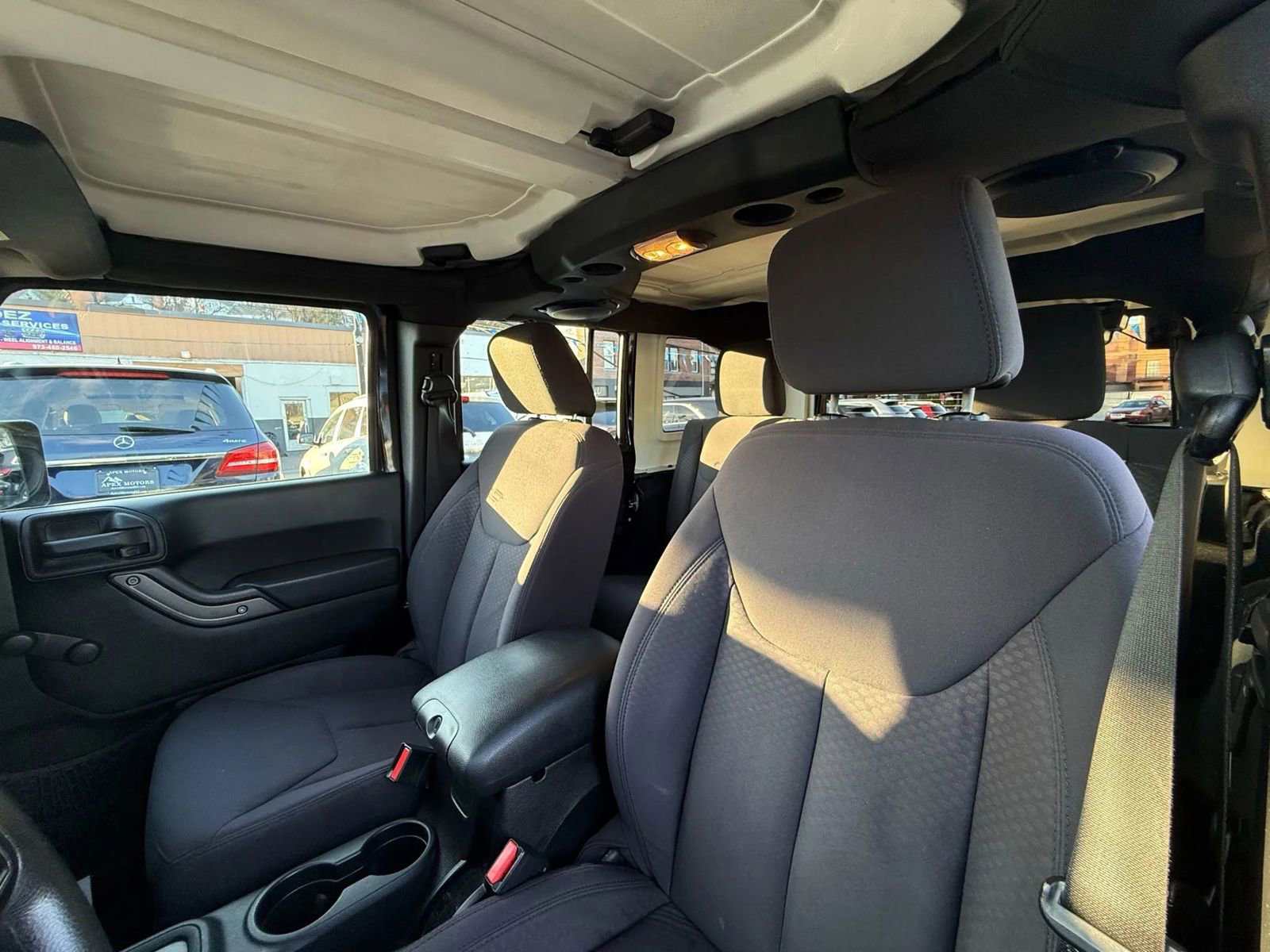 Used 2013 Jeep Wrangler Unlimited Sport image 17