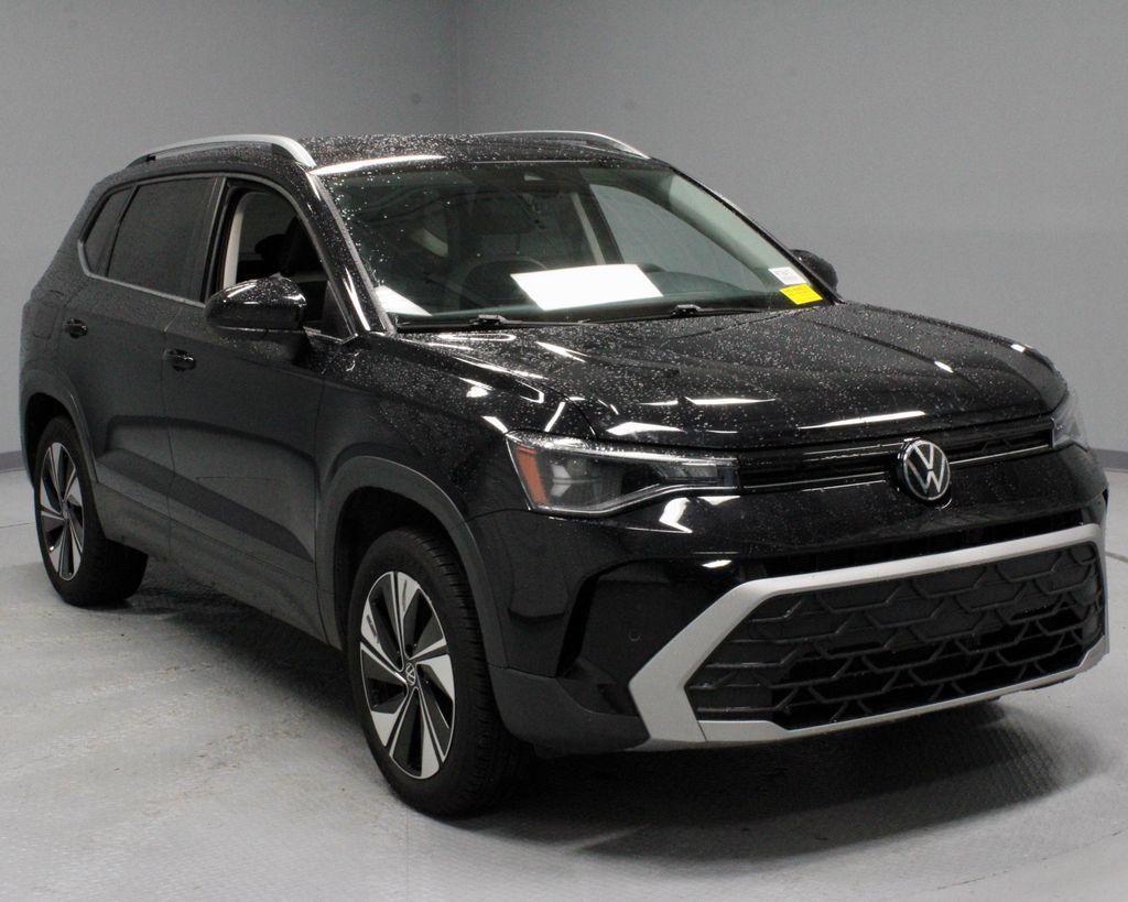 Used 2025 Volkswagen Taos SE