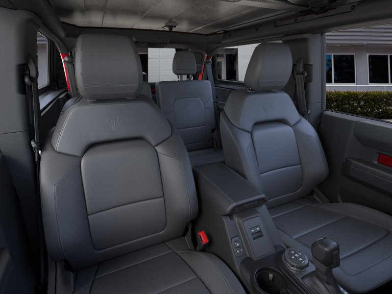 Used 2025 Ford Bronco Badlands AWD/4WD image 10