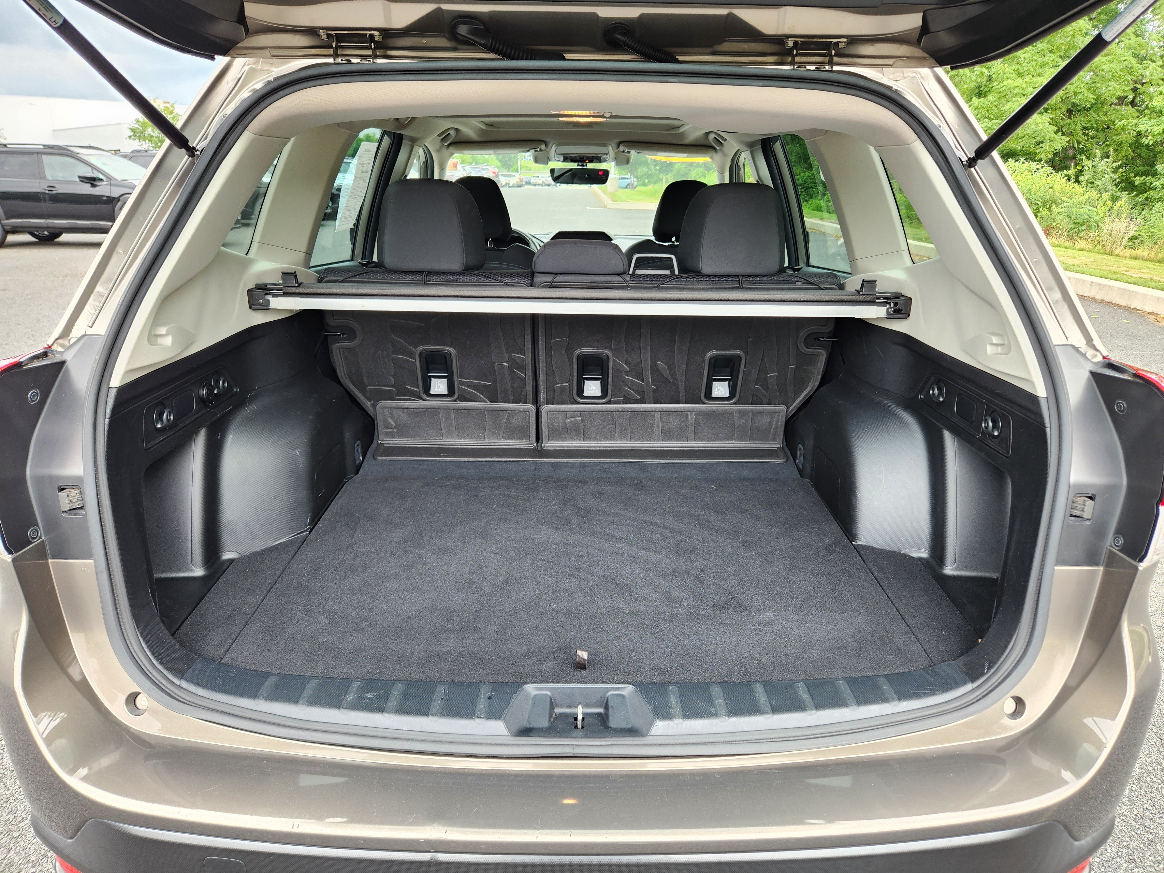 Used 2021 Subaru Forester Premium AWD/4WD image 8