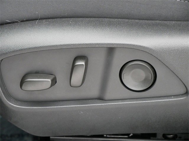 Used 2026 Chevrolet Equinox LT w/ Convenience Package II image 12