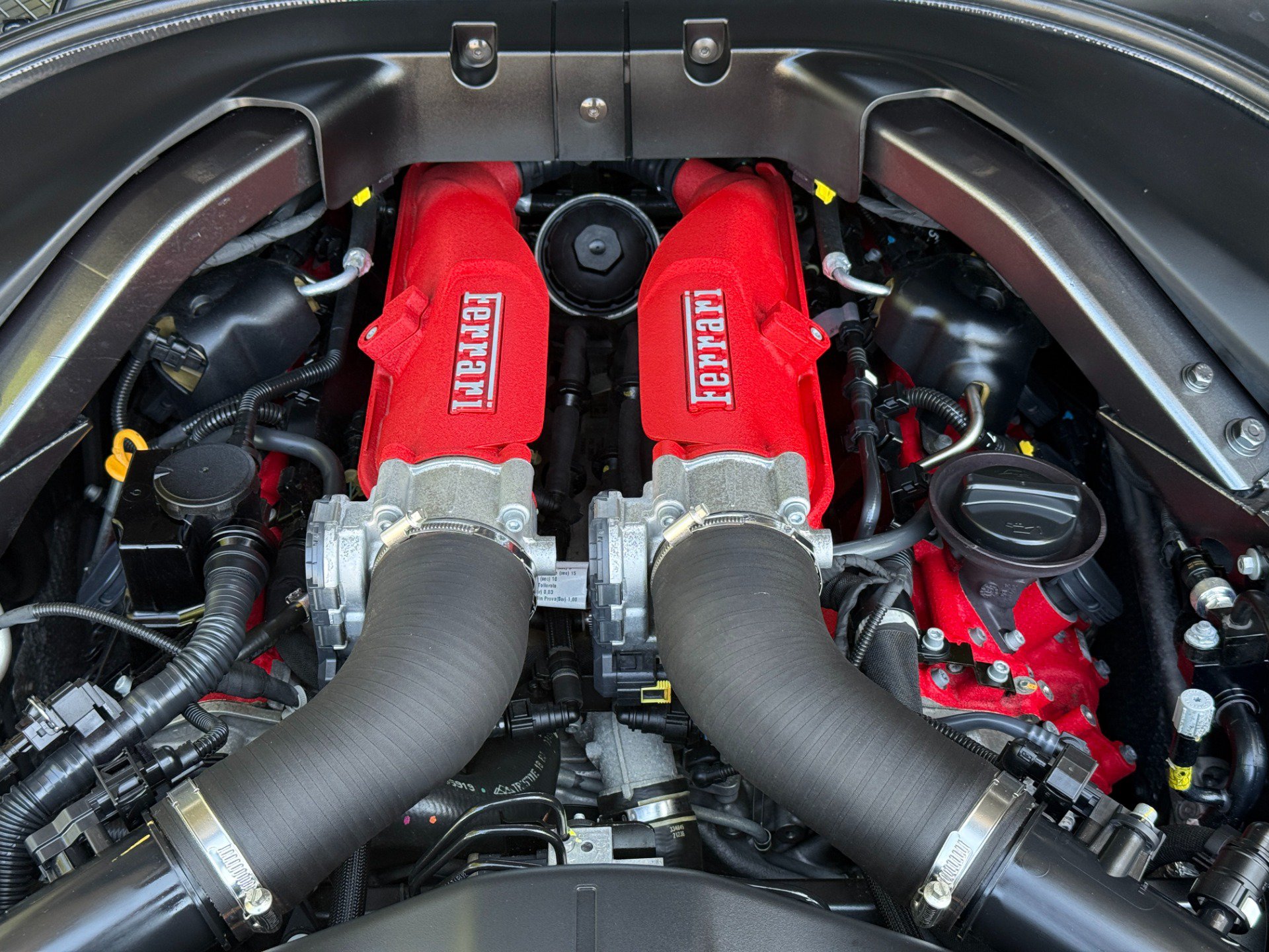 Used 2019 Ferrari Portofino RWD image 41