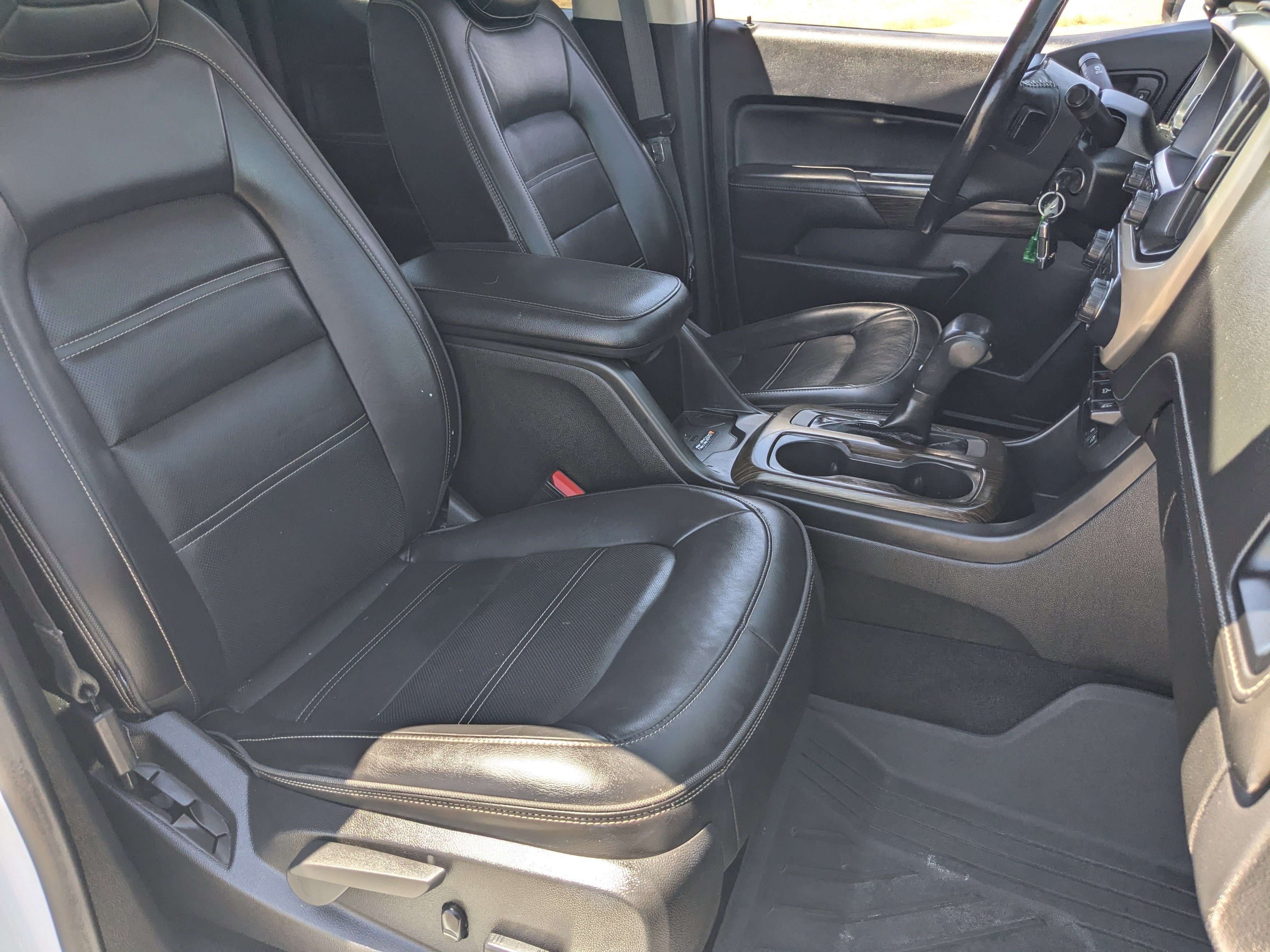 Used 2018 GMC Canyon Denali RWD image 10