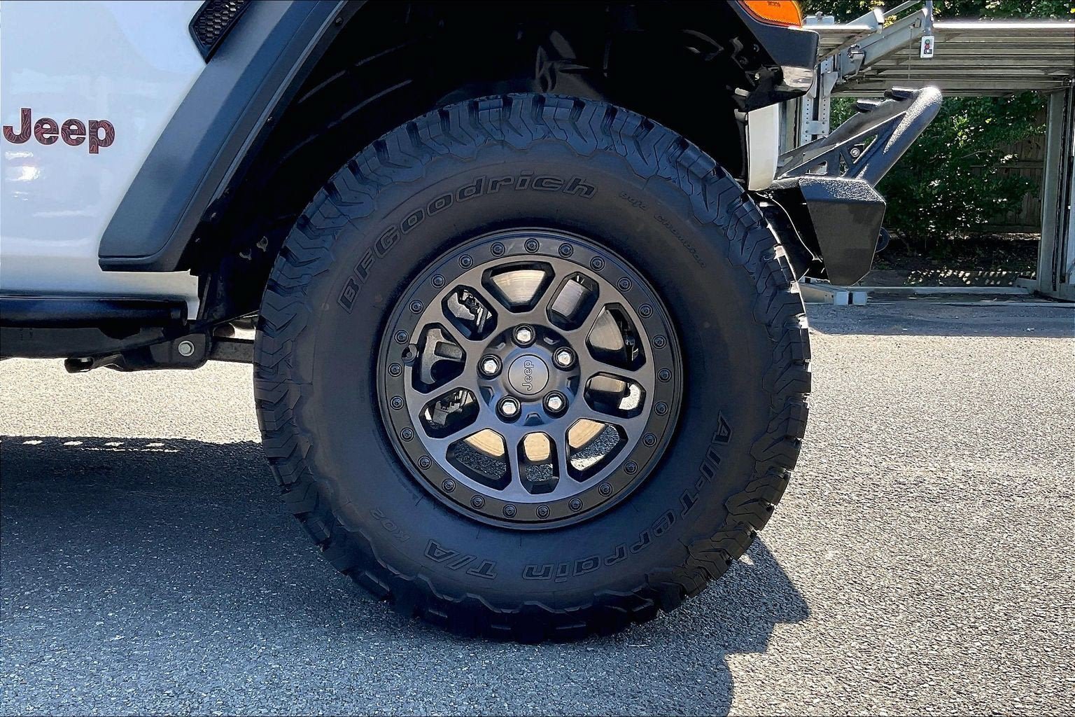 Used 2022 Jeep Wrangler Unlimited Rubicon AWD/4WD image 6