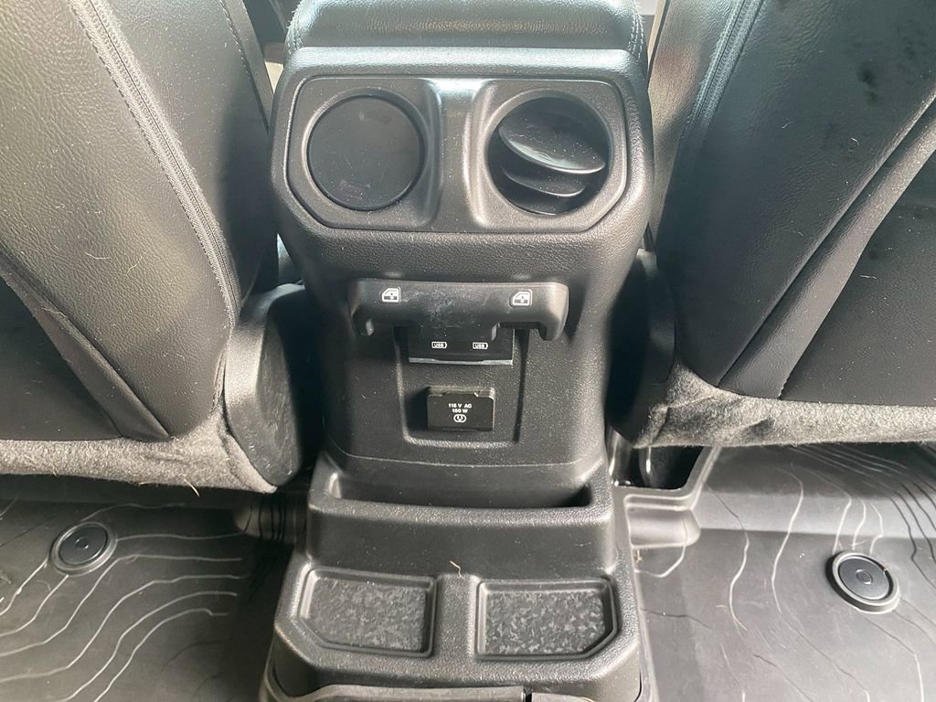 Used 2023 Jeep Wrangler Sahara w/ Cold Weather Group image 28