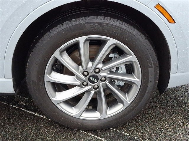 Used 2025 Lincoln Corsair Grand Touring w/ Equipment Group 302A image 8