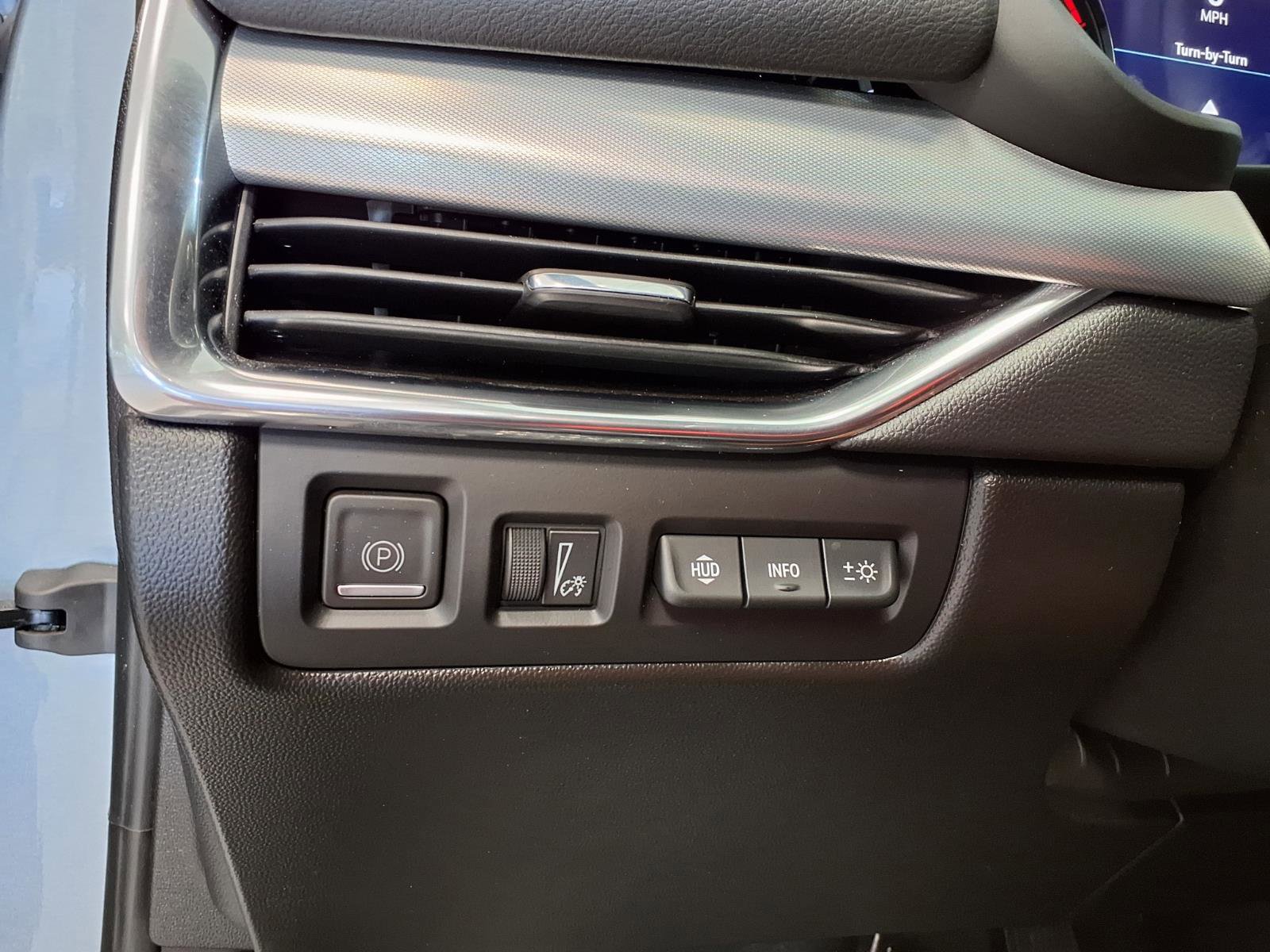 Certified 2023 Cadillac XT4 Premium Luxury w/ Technology Package FWD image 23