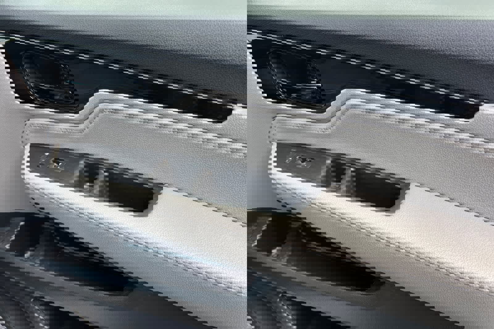 Used 2022 Honda Odyssey Elite image 21