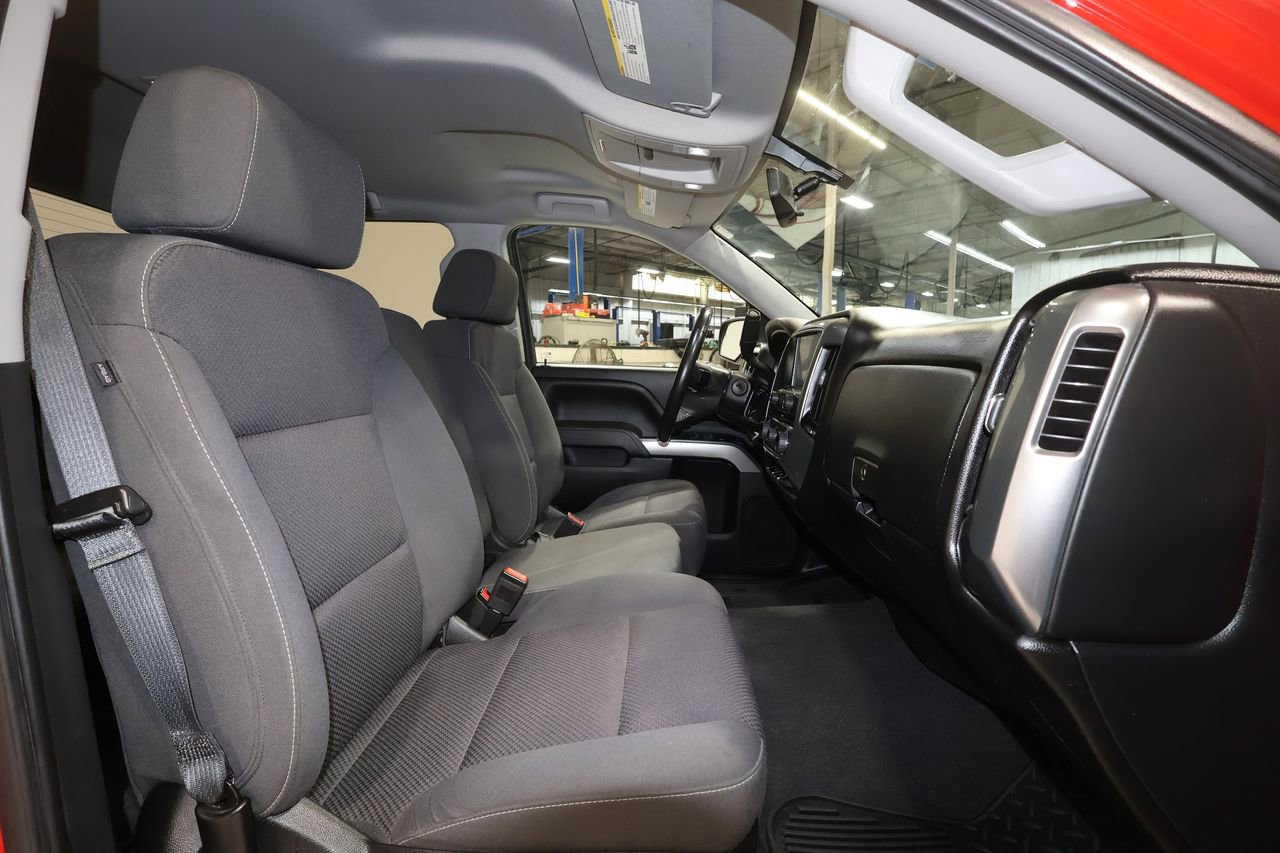 Used 2018 Chevrolet Silverado 1500 LT w/ All Star Edition image 25