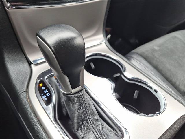 Used 2019 Jeep Grand Cherokee Altitude AWD/4WD image 18