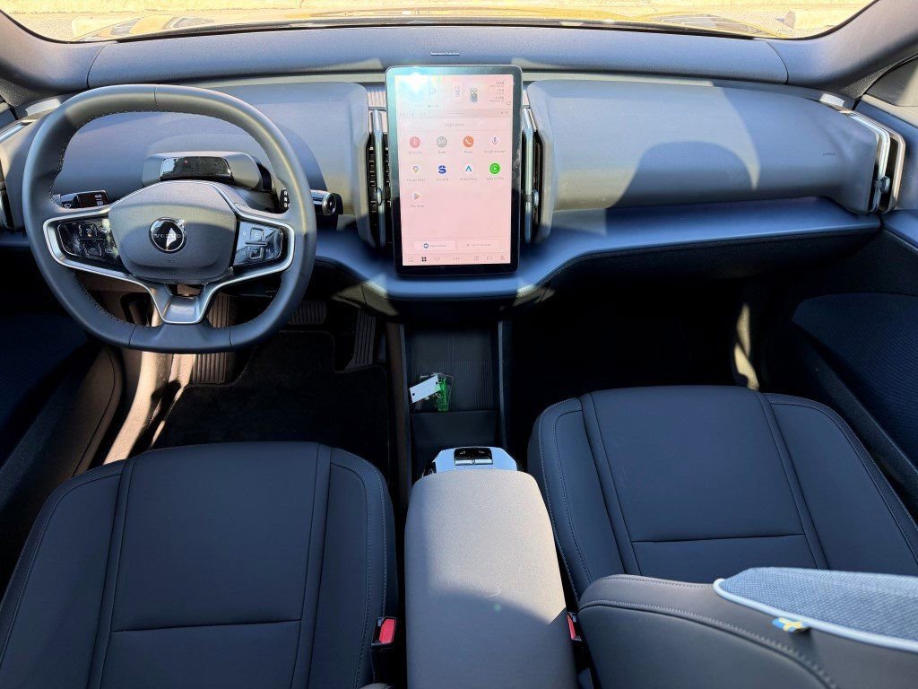 Certified 2025 Volvo EX30 Ultra image 2