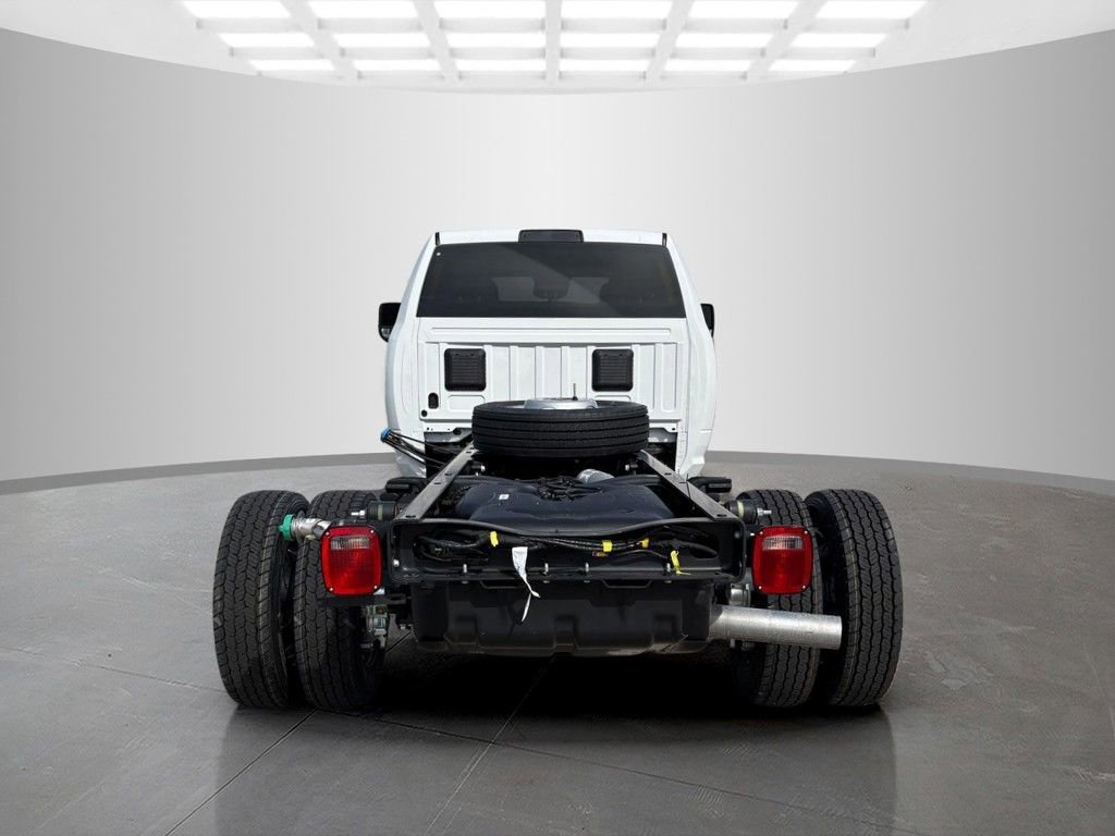 New 2026 RAM 5500 Tradesman AWD/4WD image 4