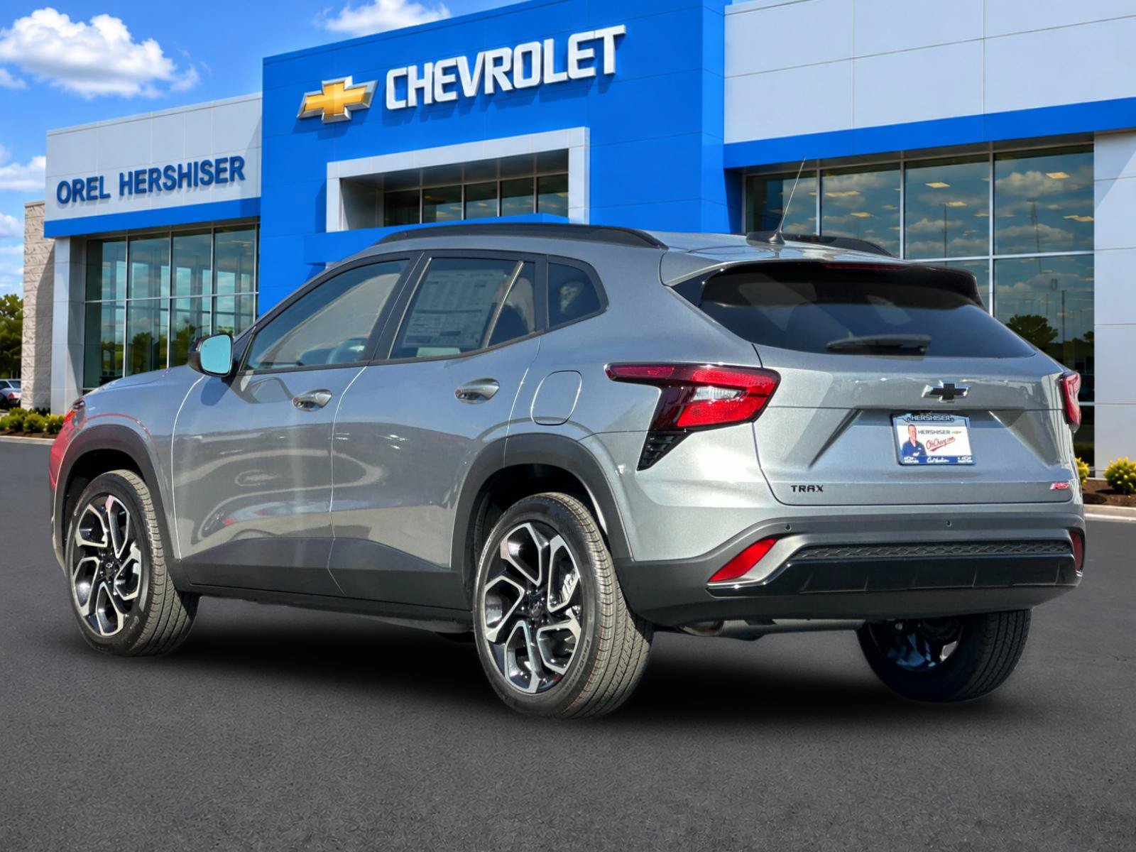 New 2026 Chevrolet Trax RS w/ Driver Confidence Package FWD image 6