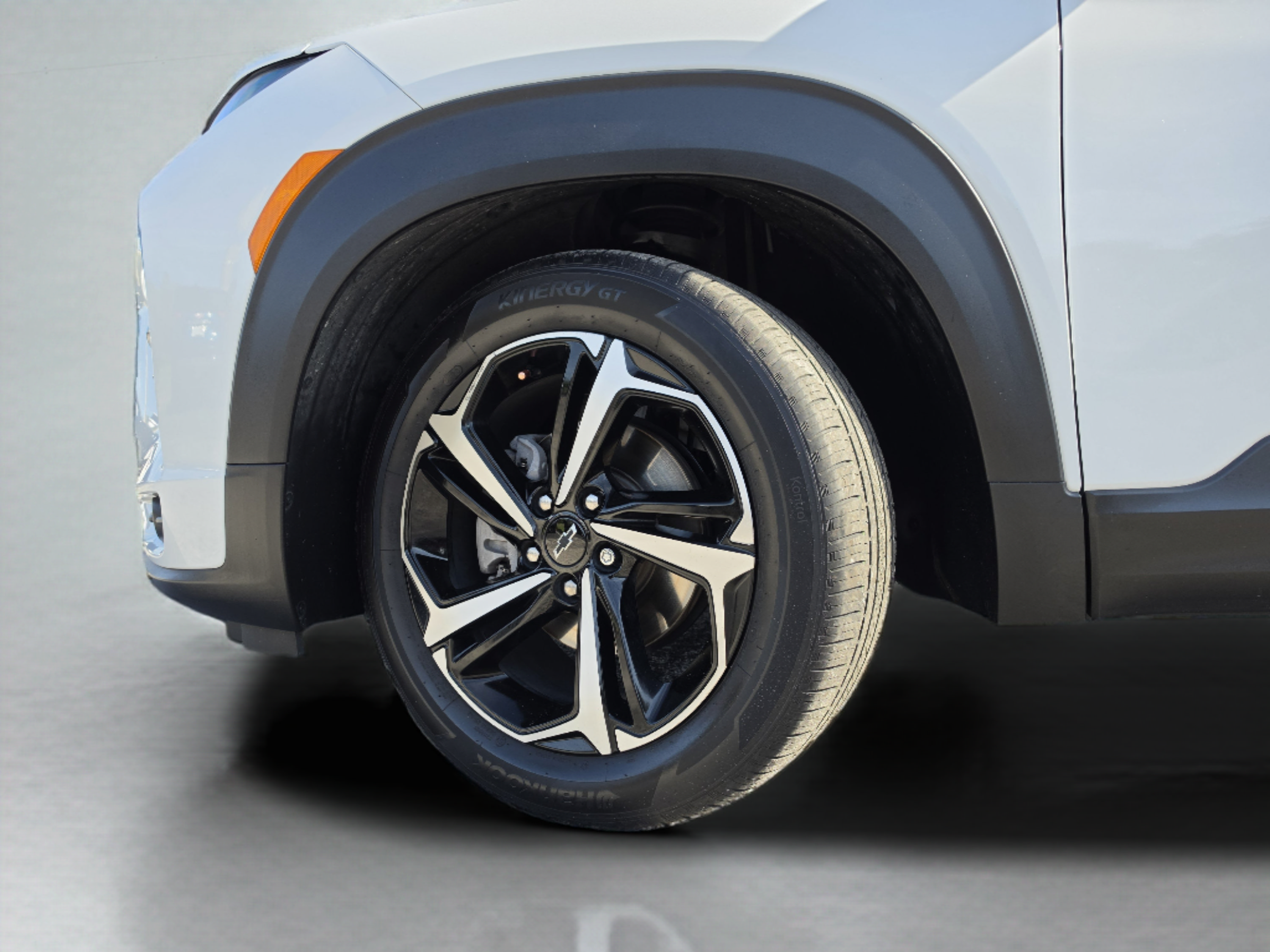 Used 2023 Chevrolet TrailBlazer RS w/ Convenience Package FWD image 38