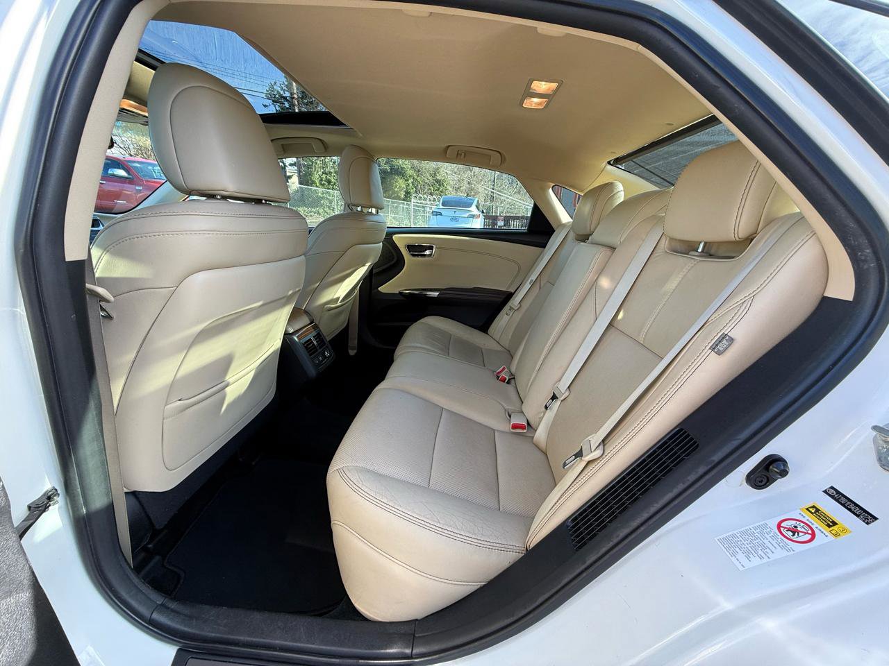 Used 2013 Toyota Avalon Limited image 13