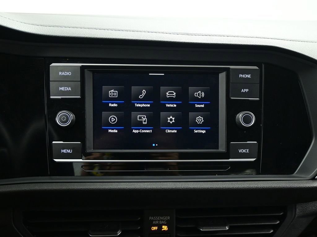 Used 2022 Volkswagen Jetta SE image 23