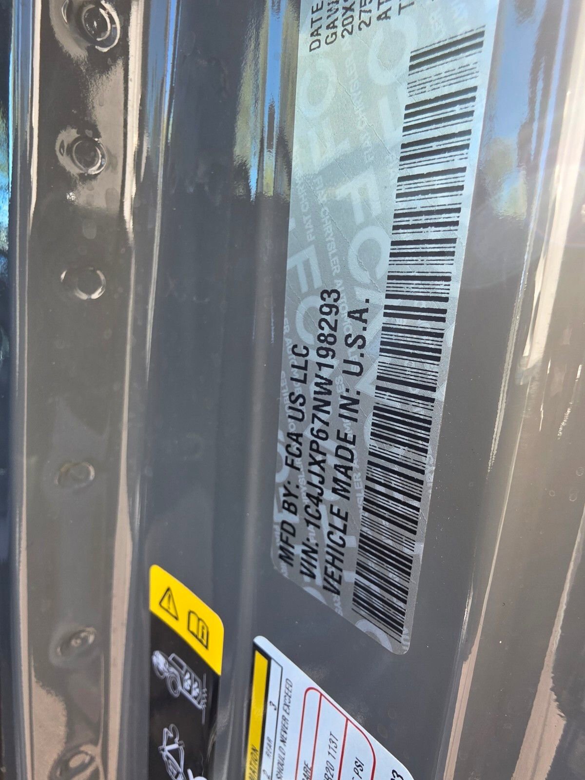 Used 2022 Jeep Wrangler Unlimited Sahara image 32