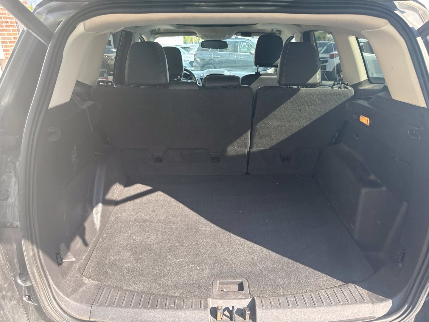 Used 2019 Ford Escape Titanium AWD/4WD image 14